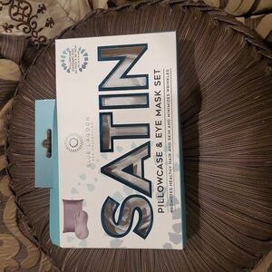 Blue Lagoon Pillow Case and Eye Mask Set